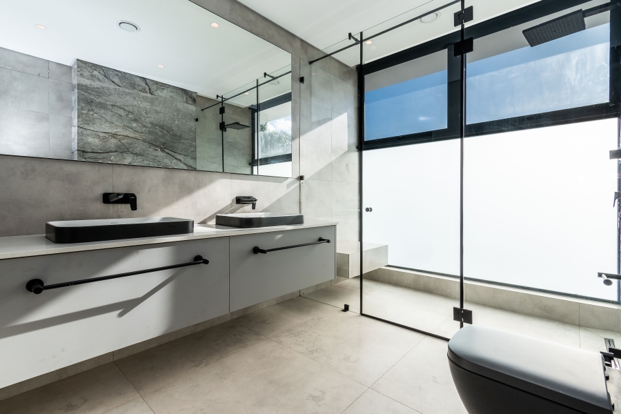 3 Bedroom Property for Sale in Bantry Bay Western Cape